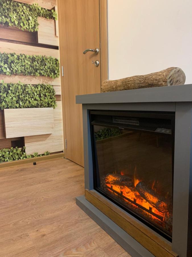 Modern In Center Apartment Zabljak  Ngoại thất bức ảnh